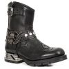 Knight Boots for Men, Steampunk-Inspired Biker Boots with Skull Decorations